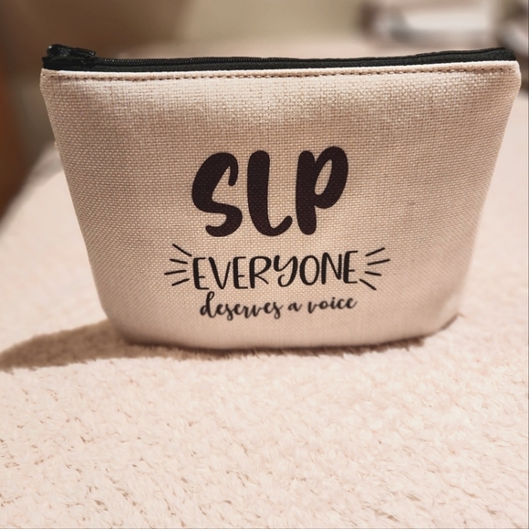 Pouch - Picture 2 of 5